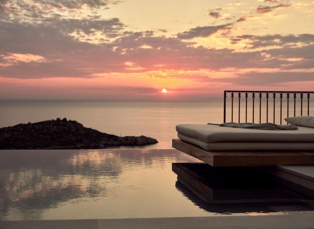 Rebek Luxury Villas & Suites Agios Nikolaos  Bagian luar foto