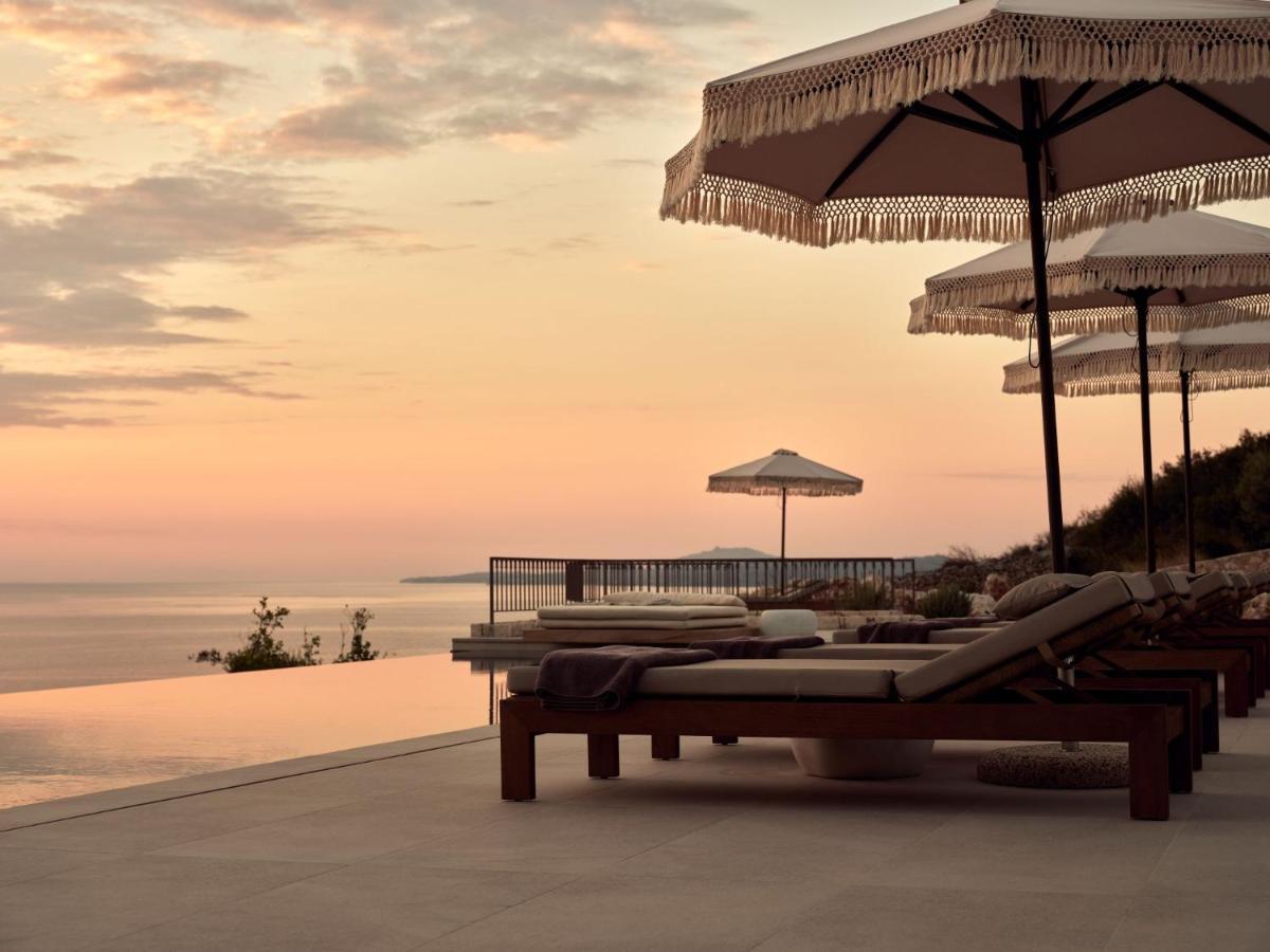 Rebek Luxury Villas & Suites Agios Nikolaos  Bagian luar foto