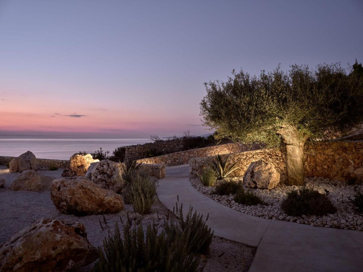 Rebek Luxury Villas & Suites Agios Nikolaos  Bagian luar foto